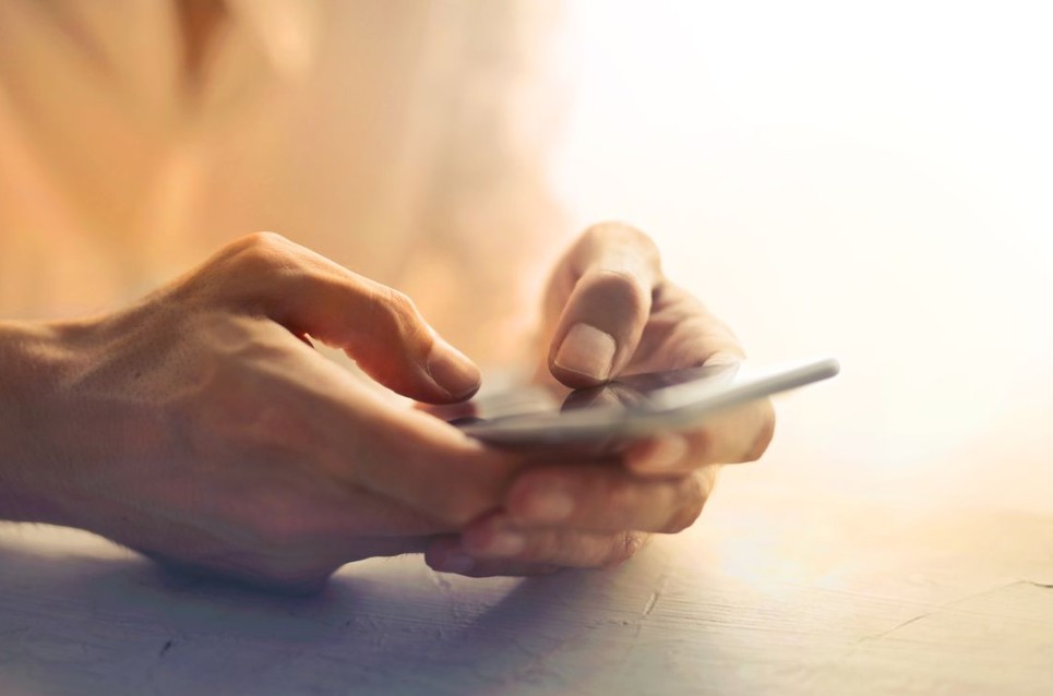 Qual É o Melhor Aparelho Celular para Você? Descubra o Modelo Ideal para Cada Necessidade — AltoEx Club: Sempre com o Melhor na Sua Mão
